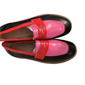 Multicolor Black Pink and Red Loafers